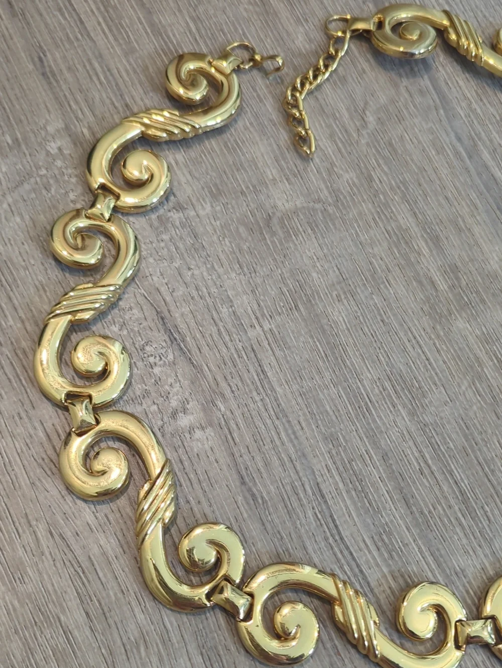 Vintage 90s Escada Spain Scroll Gold Chain Belt - Picture 3 of 9